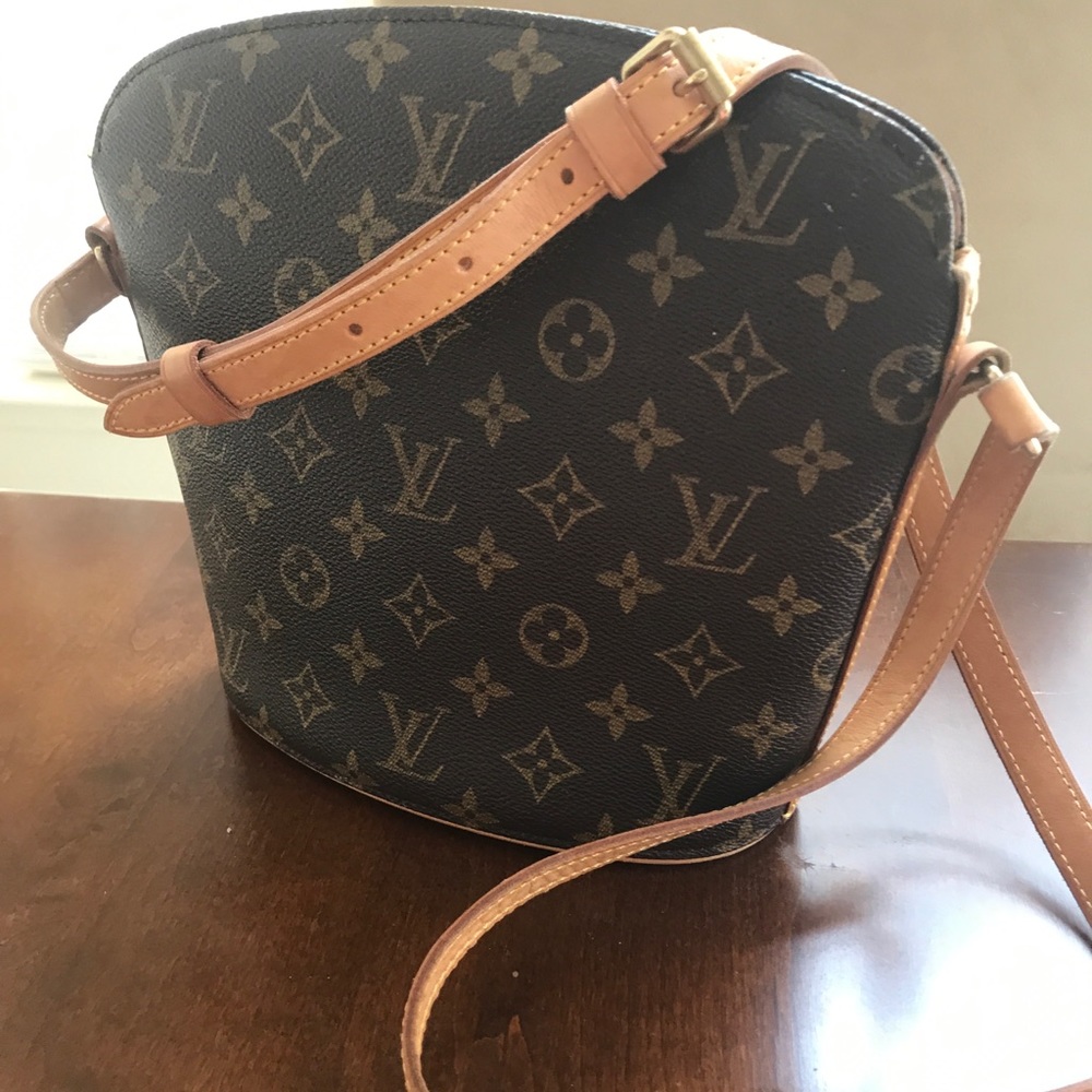 Louis Vuitton Handbag